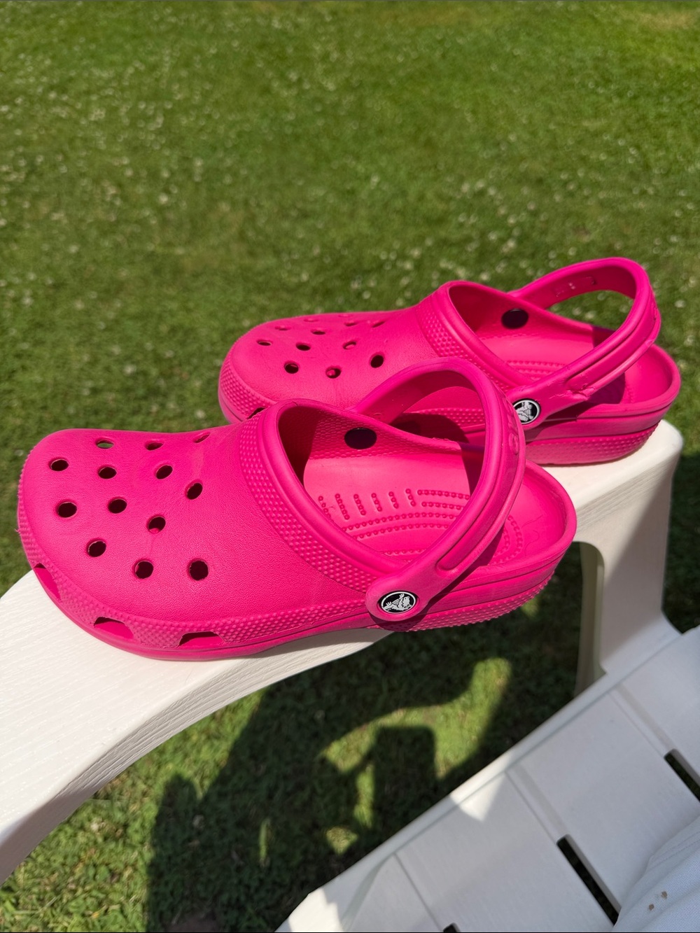 CROCS Women’s Classic Clog - Hot Pink (Pink Crush) - Picture 2 of 4